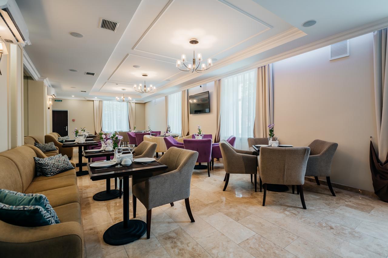 Optima Collection Chernihiv Exterior photo